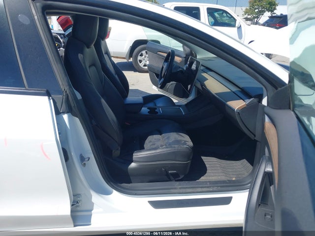 صورة 5 لـ 2021 Tesla MODEL 3 PERFORMANCE DUAL MOTOR ALL-WHEEL DRIVE