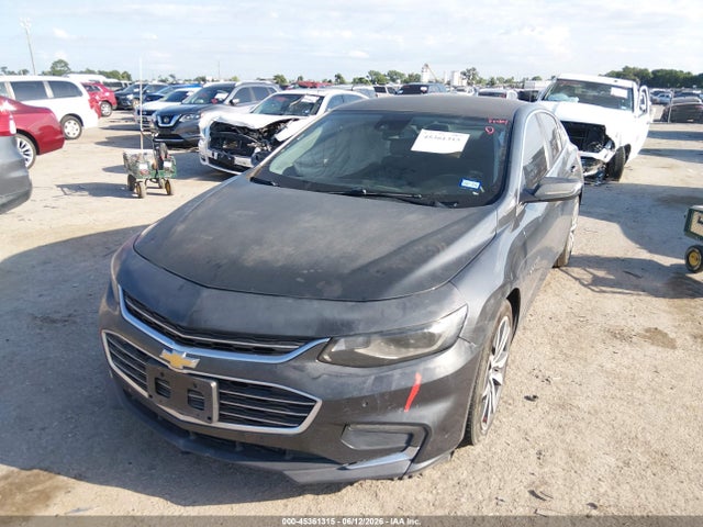 2016 Chevrolet MALIBU 2LT photo 2
