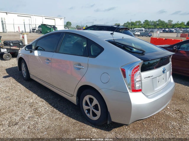 2014 Toyota PRIUS TWO — фото 3