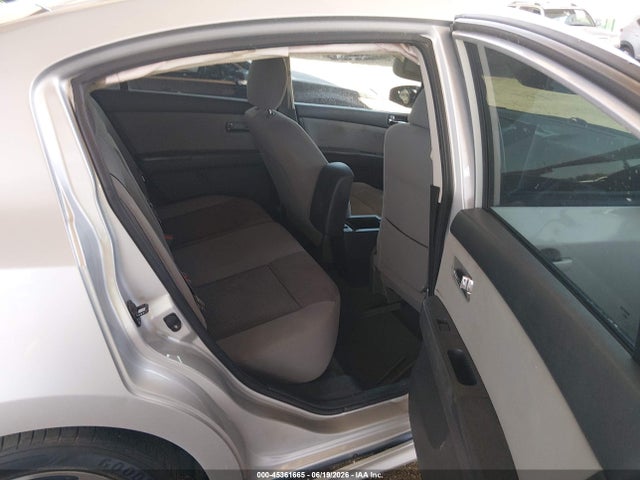 2012 Nissan SENTRA 2.0 SR 照片 8