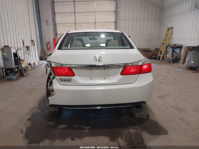 2013 Honda ACCORD LX — миниатюра 16