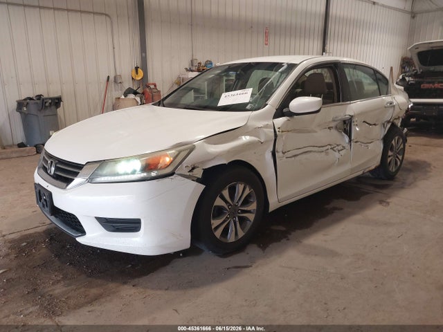 2013 Honda ACCORD LX — фото 2