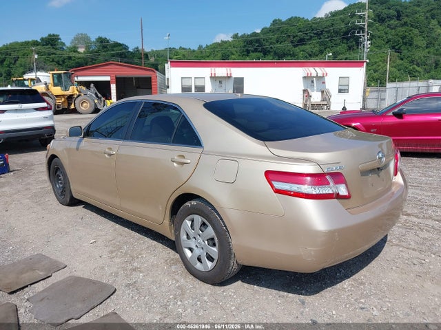 صورة 3 لـ 2011 Toyota CAMRY LE