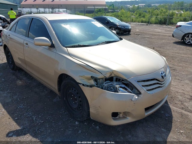 صورة 6 لـ 2011 Toyota CAMRY LE