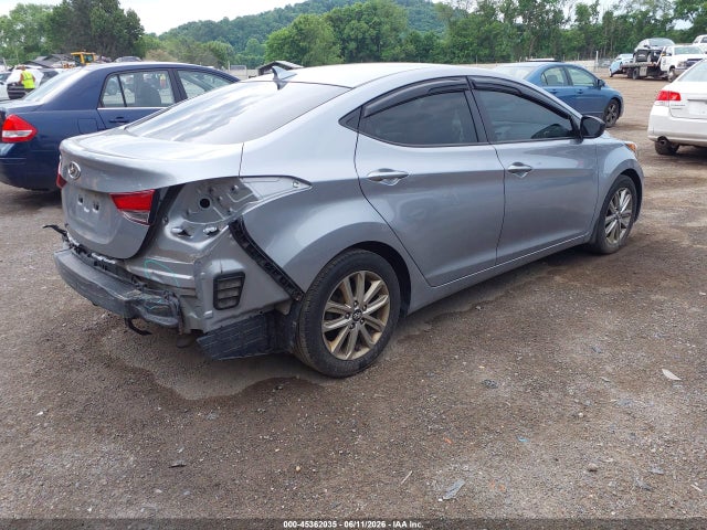 صورة 4 لـ 2015 Hyundai ELANTRA SE