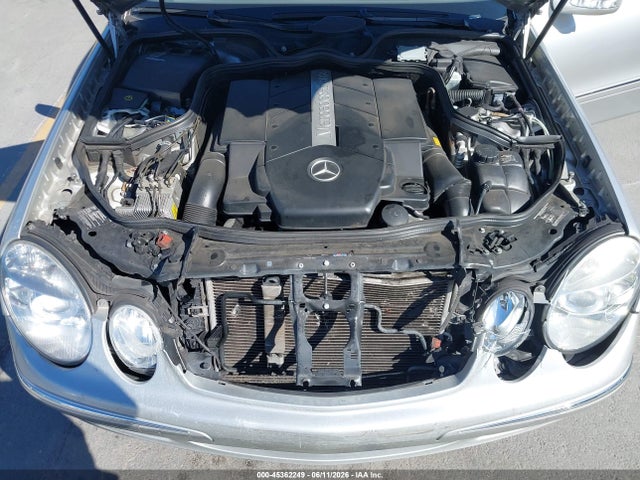 صورة 10 لـ 2004 Mercedes-BENZ E 500