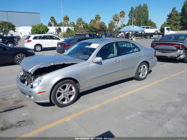 صورة 2 لـ 2004 Mercedes-BENZ E 500