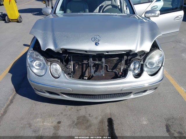 صورة 6 لـ 2004 Mercedes-BENZ E 500