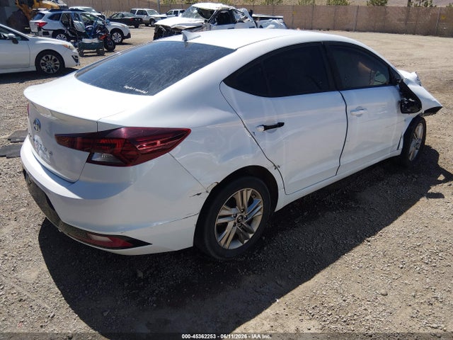 2019 Hyundai ELANTRA SEL 照片 4