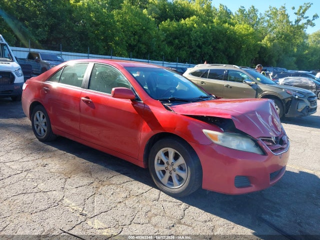 2011 TOYOTA CAMRY LE