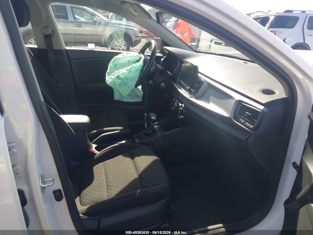 صورة 5 لـ 2023 KIA RIO S