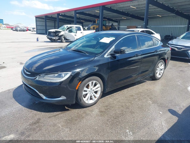 2015 Chrysler 200 LIMITED 照片 2