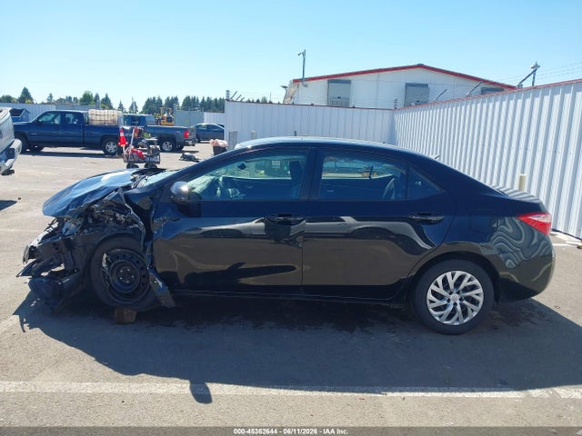 2019 TOYOTA COROLLA LE 15