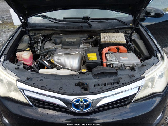 صورة 10 لـ 2012 Toyota CAMRY HYBRID XLE