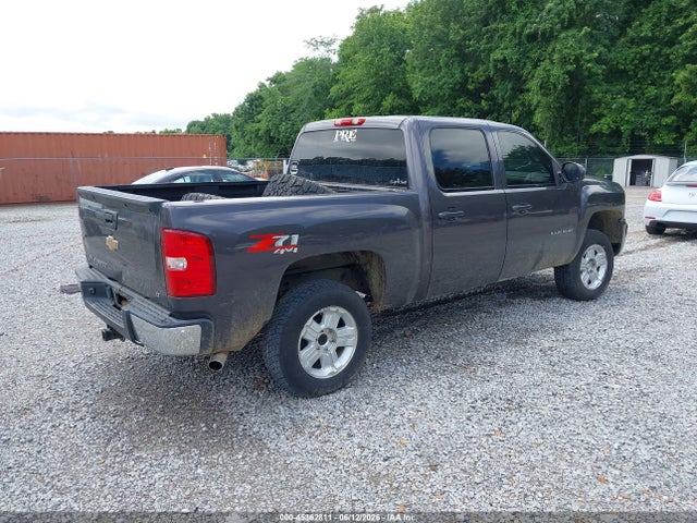 2010 Chevrolet SILVERADO 1500 LT — фото 4