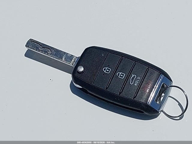 صورة مصغرة 11 لـ 2020 KIA RIO S