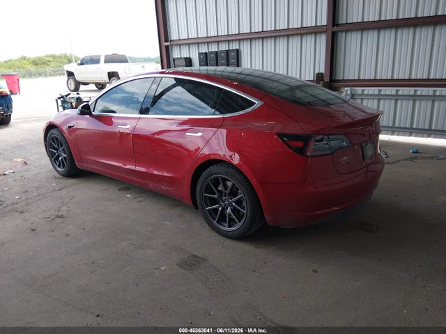 2020 Tesla MODEL 3 STANDARD RANGE PLUS REAR-WHEEL DRIVE/STAND — фото 3