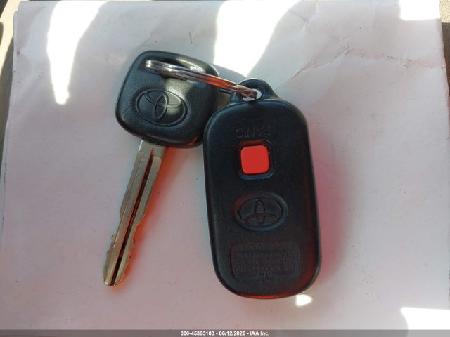 2005 Toyota CAMRY LE thumbnail 11