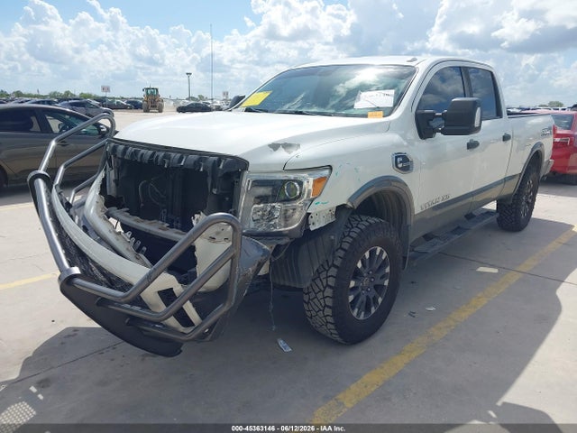2019 Nissan TITAN XD PRO-4X DIESEL — фото 2