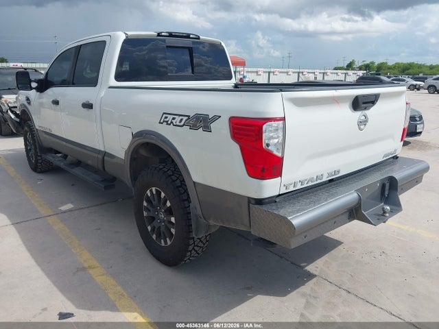 2019 Nissan TITAN XD PRO-4X DIESEL — фото 3