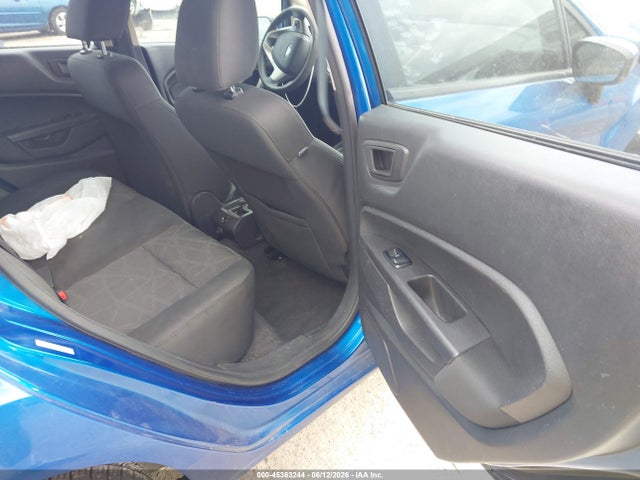 2011 FORD FIESTA SE 照片 8