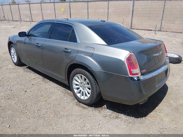 صورة 3 لـ 2012 Chrysler 300