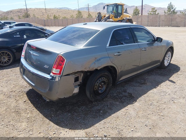 صورة 4 لـ 2012 Chrysler 300
