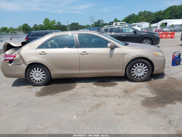 2011 Toyota CAMRY — миниатюра 13
