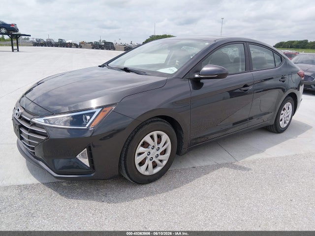 2020 Hyundai ELANTRA SE photo 2