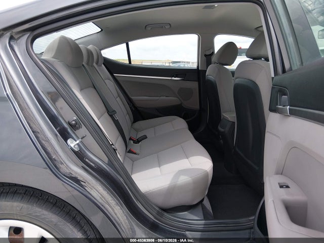 2020 Hyundai ELANTRA SE photo 8