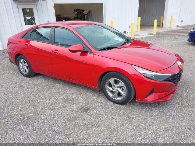 2021 Hyundai ELANTRA SE 照片 1
