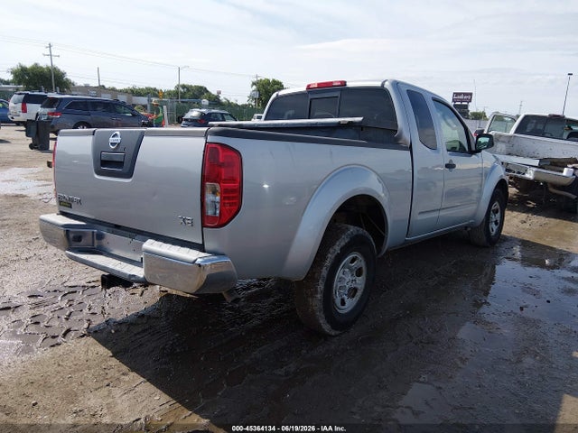 2007 Nissan FRONTIER XE — фото 4