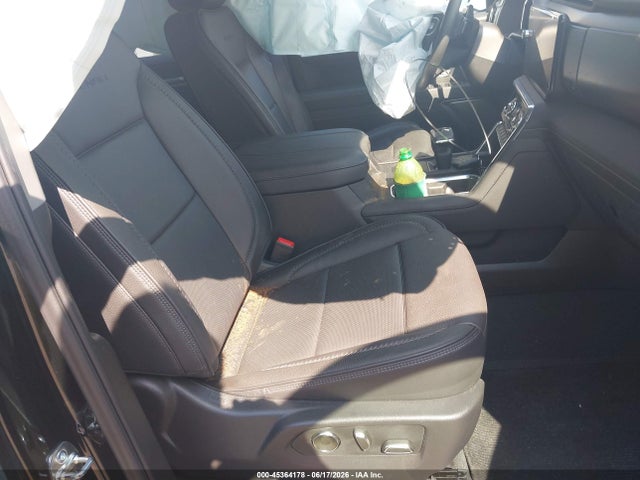 صورة 5 لـ 2025 GMC SIERRA 1500 4WD STANDARD BOX DENALI