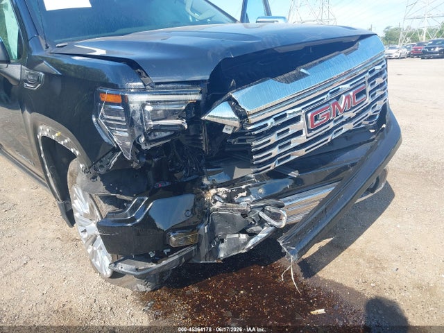صورة 6 لـ 2025 GMC SIERRA 1500 4WD STANDARD BOX DENALI