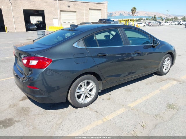 2017 Chevrolet CRUZE LT AUTO — фото 4