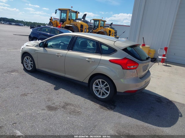2016 FORD FOCUS SE — фото 3