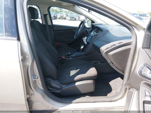 2016 FORD FOCUS SE — фото 5