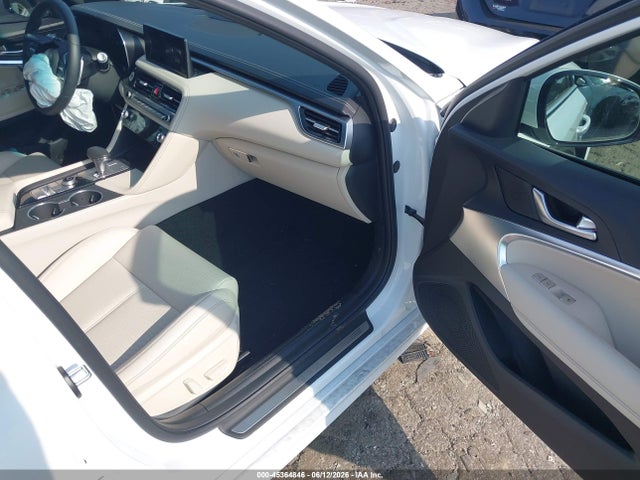 2026 Genesis G70 2.5T AWD — фото 5