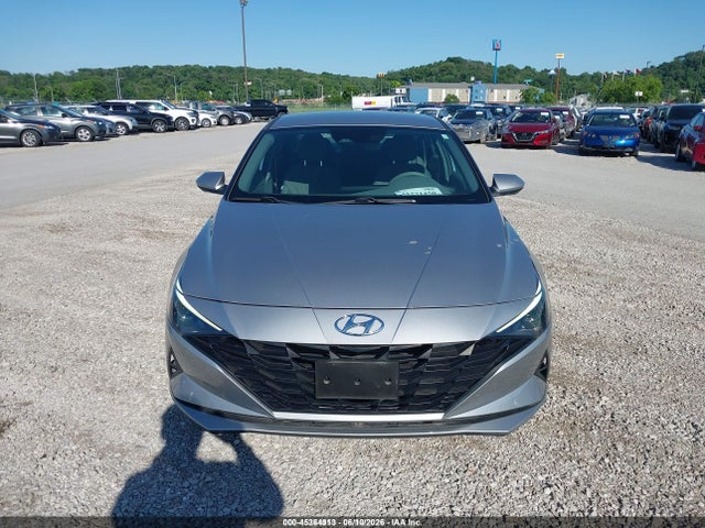 2021 Hyundai ELANTRA SE 照片 6