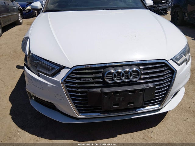 صورة 6 لـ 2017 AUDI A3 SPORTBACK E-TRON PREMIUM