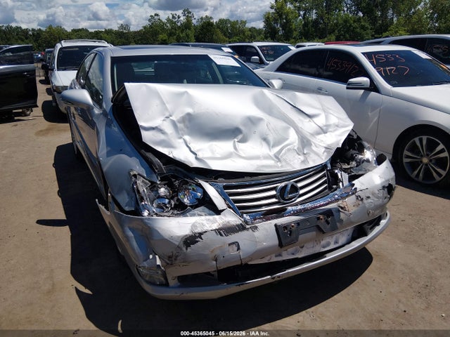 صورة 6 لـ 2011 Lexus ES 350