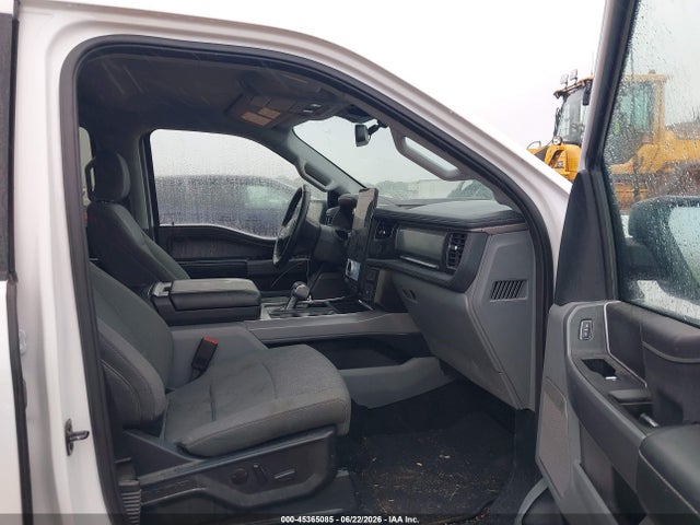 2024 FORD F-150 LIGHTNING FLASH — фото 5