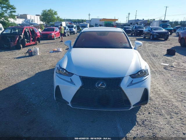 2017 Lexus IS 350 — миниатюра 11