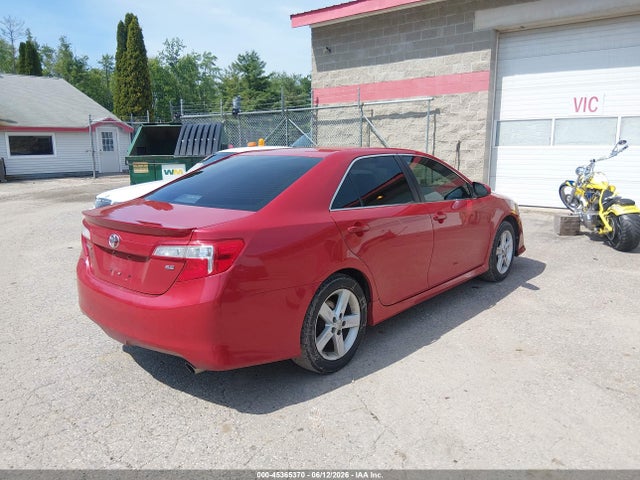 2012 Toyota CAMRY SE photo 4