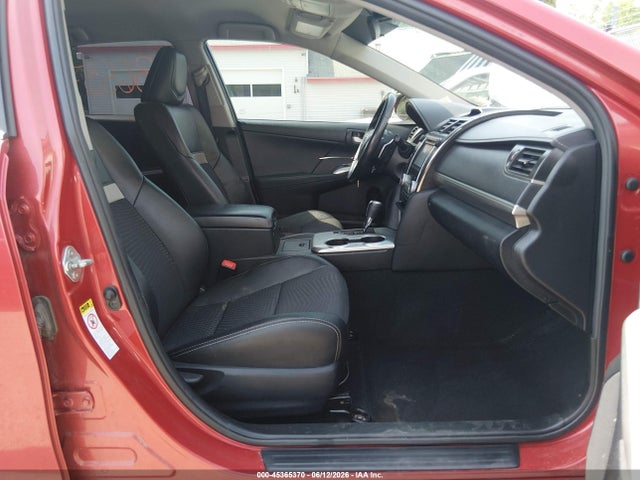 2012 Toyota CAMRY SE photo 5