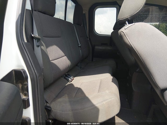2014 Nissan TITAN SV — фото 8
