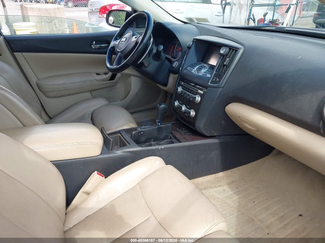 صورة 5 لـ 2014 Nissan MAXIMA 3.5 SV