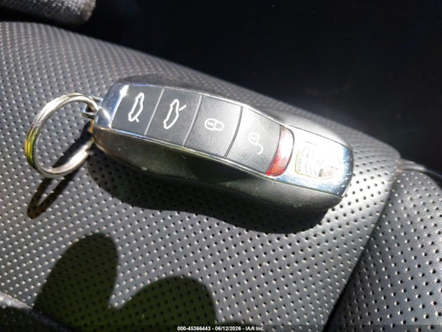 صورة مصغرة 11 لـ 2019 Porsche 718 BOXSTER