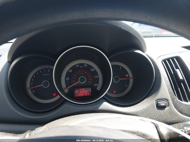 2011 KIA FORTE EX photo 7