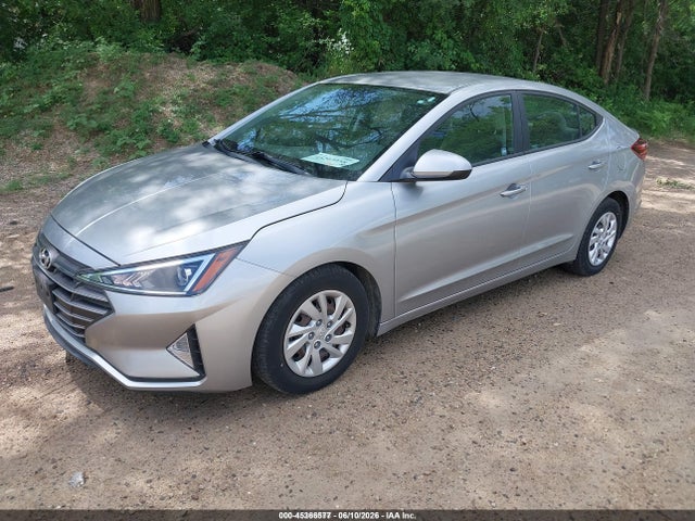 2020 Hyundai ELANTRA SE 照片 2